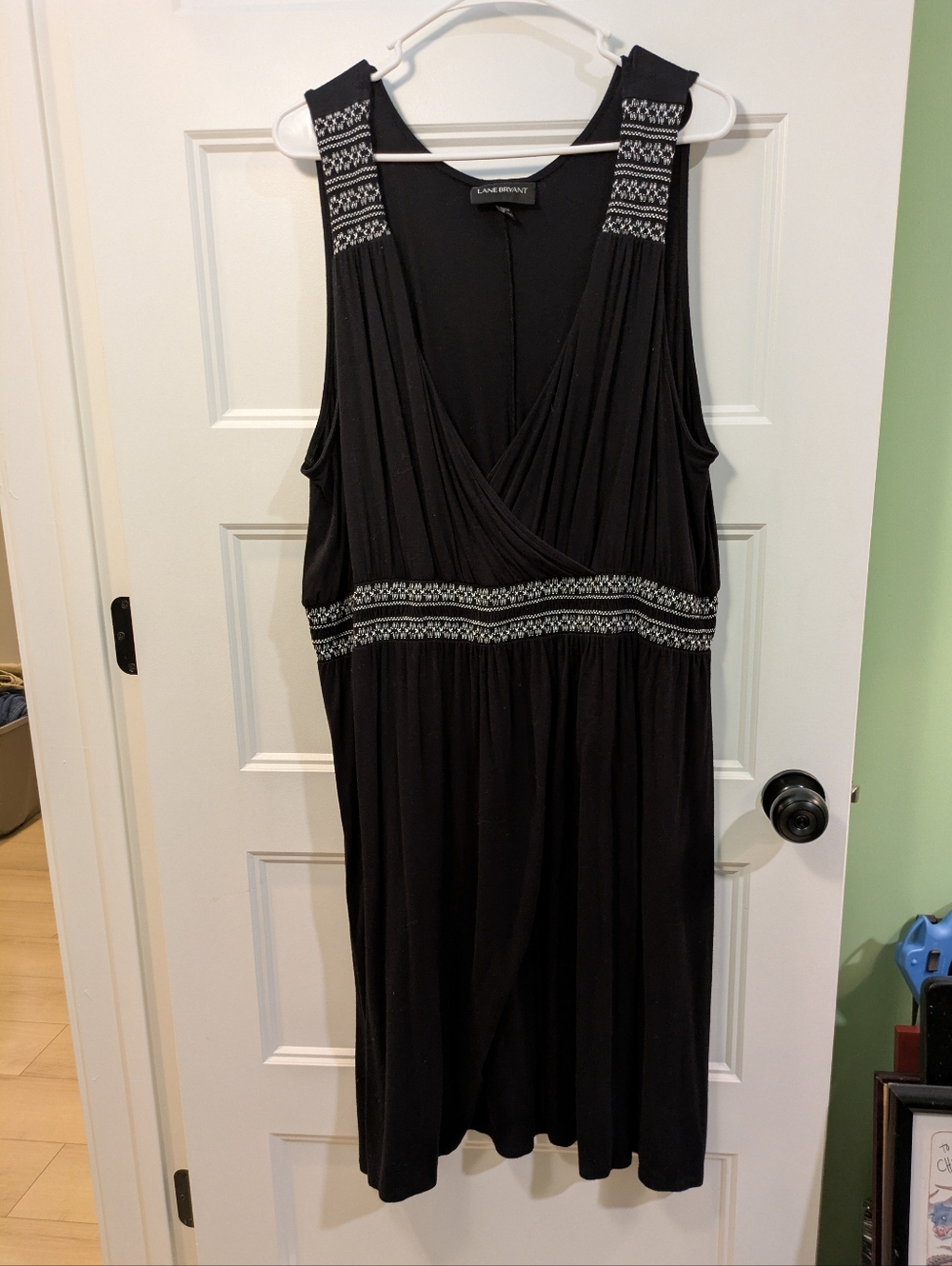 Lane Bryant Black Sleeveless Embroidered Waist Dress